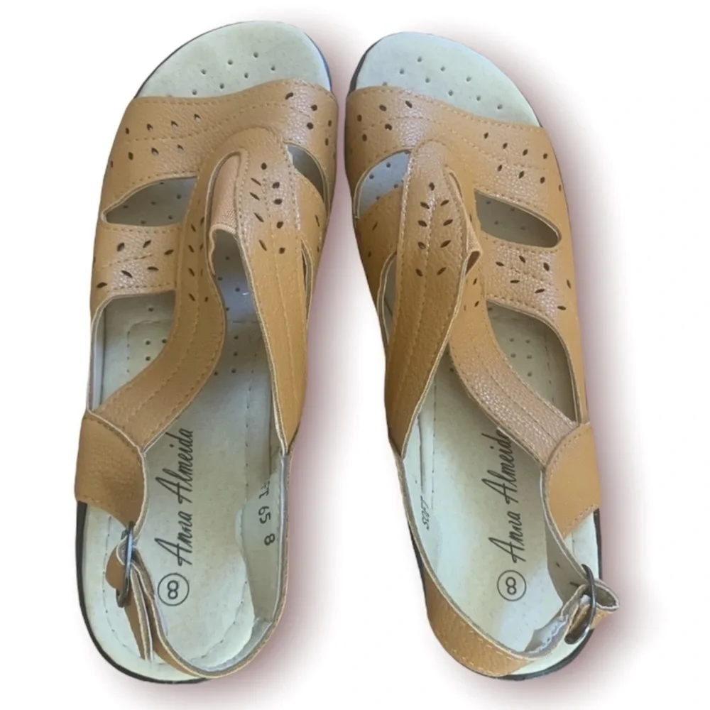 ANNA ALMEIDA 8 Brown Beige sandals